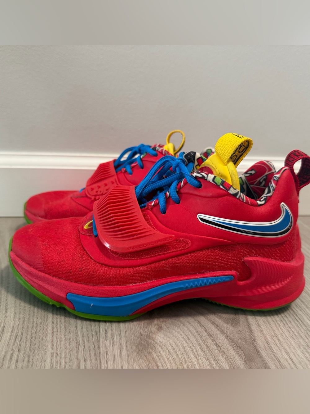 Nike Giannis Red Uno Basketball Shoes